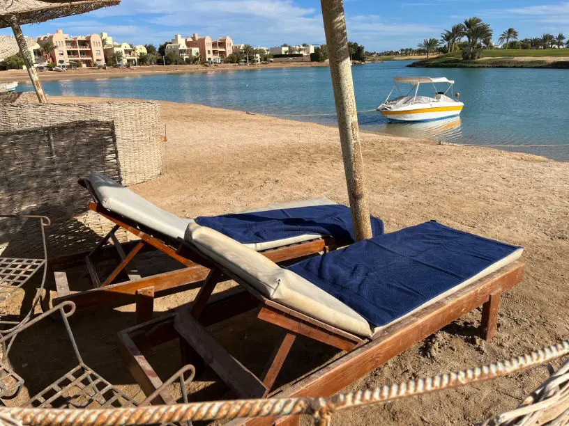 Strand mit Liege/Beach with Lounger