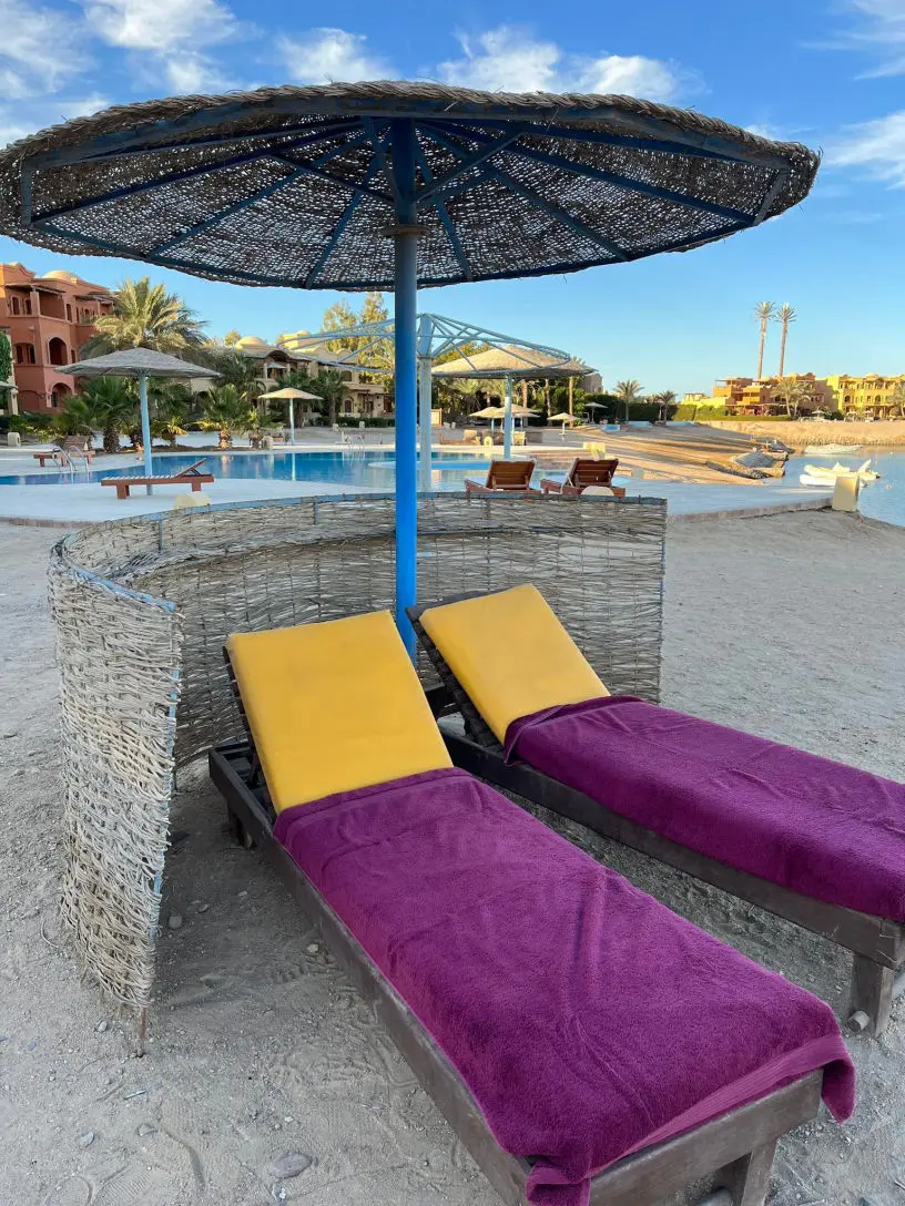 Strand mit Liege/Beach with Lounger