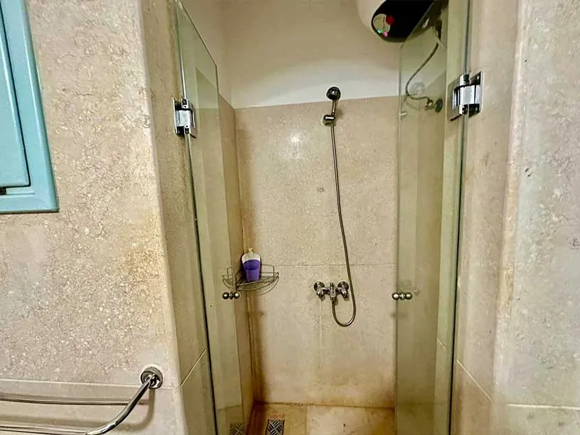 Badezimmer/Bathroom